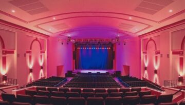 newton theater