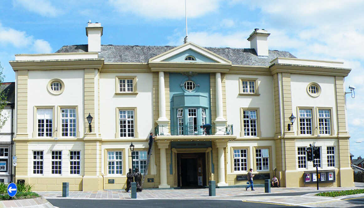 6-coronationhall-me99y-1097648205